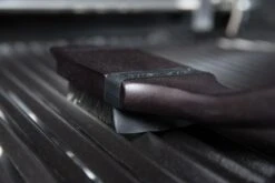 Broil King Holz Grillbürste 47cm Mit Edelstahlborsten + Spritzschutz -Rosle Grills Geschaft 17025 Broil King Holz Grillbuerste 65225 5