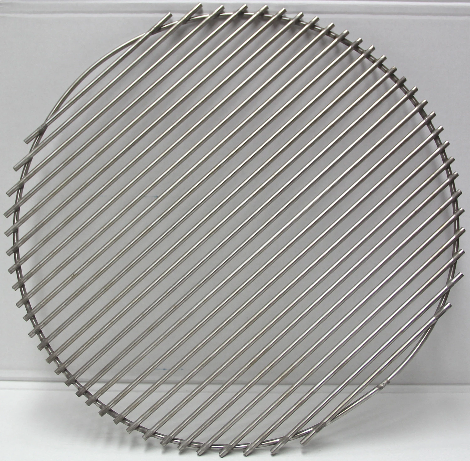 JOE´s Barbeque Grillrost Rund Edelstahl Für 16" Chuckwagon (1/5) 1 JOE´s Barbeque Grillrost Rund Edelstahl Für 16" Chuckwagon (1/5)