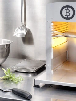 Beefer One CHEF Indoor Gasgrill - 800 Grad Oberhitzegrill -Rosle Grills Geschaft Beefer One Chef 5 lifestyle