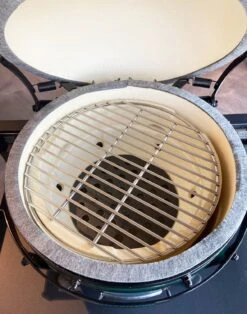 Big Green Egg MiniMax Keramikgrill Mit EGG Carrier -Rosle Grills Geschaft Big Green Egg Minimax Innenraum Keramiktechnologie NASA 1