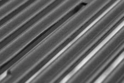 Broil King Regal 590 Black Gasgrill Inkl. Drehspieß - Modell 2023 -Rosle Grills Geschaft Broil King Regal 590 Gusseisenrost wendbar 1