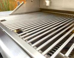 BULL Diablo Gasgrill - Einbaugrill Mit Backburner Und Rotisserie 7 BULL Diablo Gasgrill - Einbaugrill Mit Backburner Und Rotisserie -Rosle Grills Geschaft Bull Diablo Built In Grillrost Detail 62648CEBU