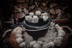 Grillfürst Dutch Oven BBQ Edition DO2 -Rosle Grills Geschaft DO 2 Grillbriketts