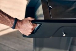 Enders Gasgrill Monroe Pro 4 SIK Turbo -Rosle Grills Geschaft Enders Gasgrill Monroe Pro 4 SIK Turbo Griff