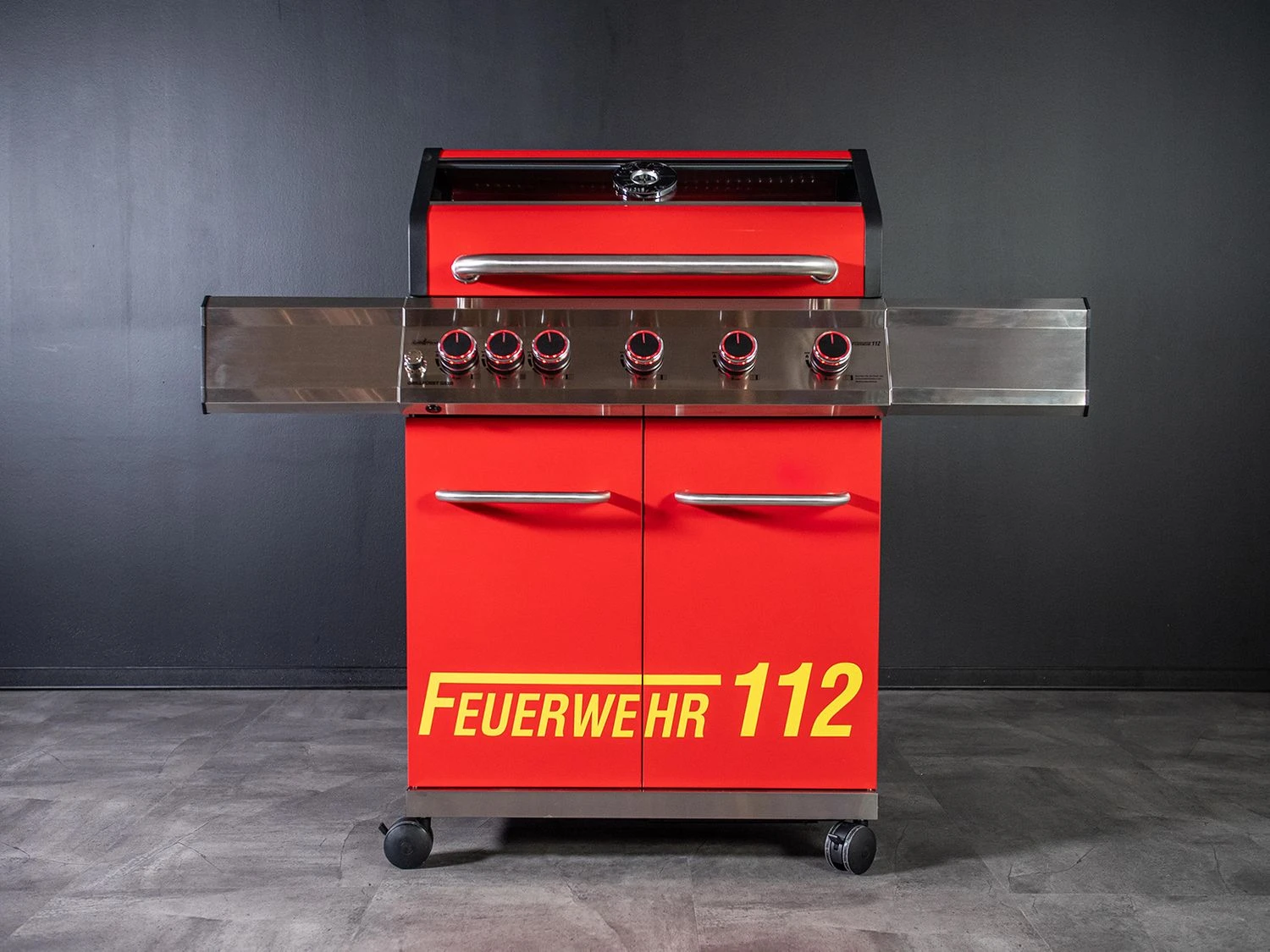 Grillfürst G510G 5-Brenner Gasgrill Mit Hochtemperaturbrenner Und Gusseisen Rosten - Feuerwehr Edition 2 Grillfürst G510G 5-Brenner Gasgrill Mit Hochtemperaturbrenner Und Gusseisen Rosten - Feuerwehr Edition – Bild 2