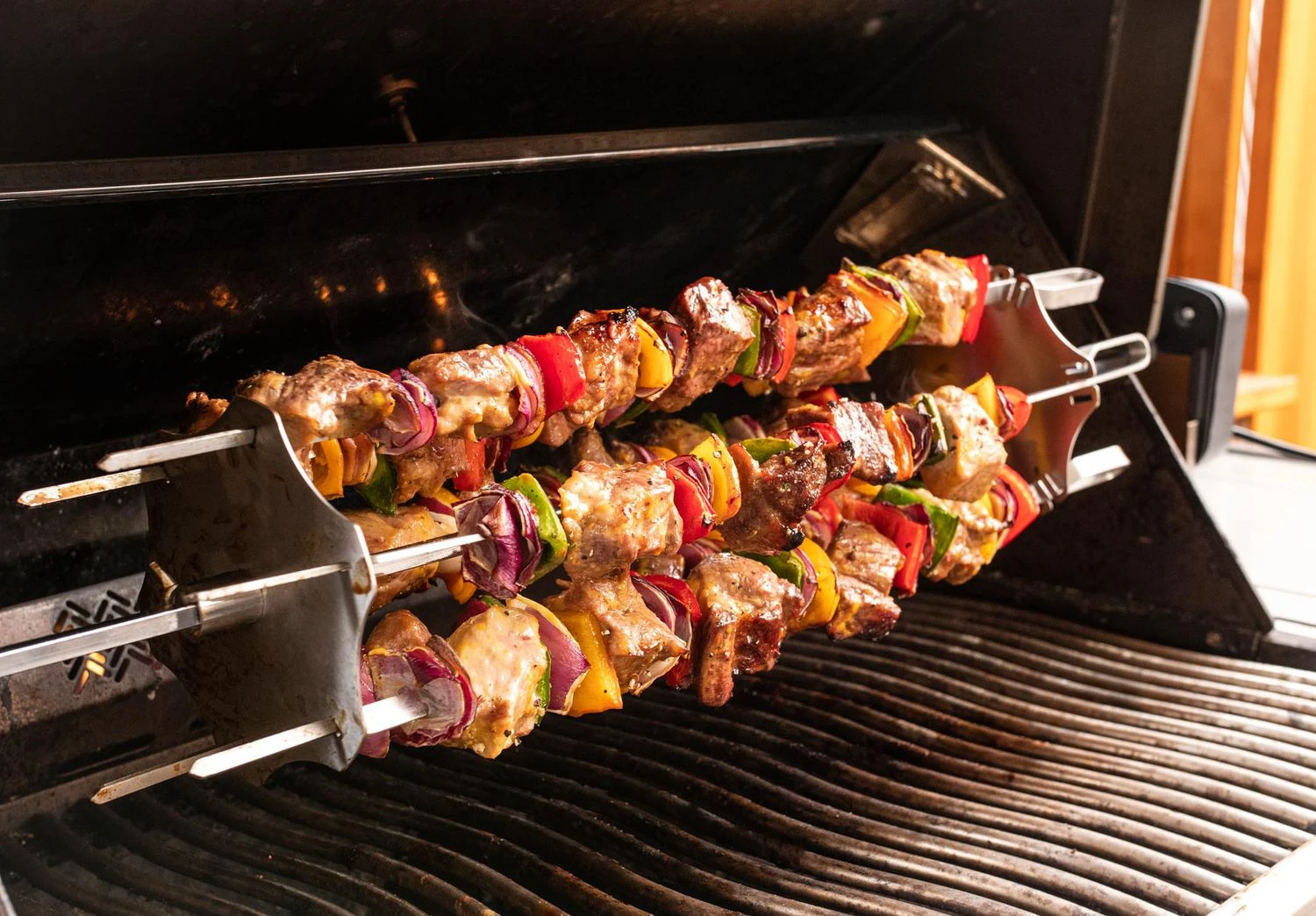 Grillfürst Edelstahl Schaschlikset Für Drehspieße - Mit 6 Spießen, 60 Cm 3 Grillfürst Edelstahl Schaschlikset Für Drehspieße - Mit 6 Spießen, 60 Cm – Bild 3