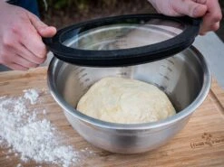 Grillfürst BBQ 3er Edelstahlschüssel Set Mit Glasdeckel -Rosle Grills Geschaft Grillfuerst Edelstahlschuessel Teig gaehren lassen