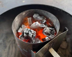 Grillfürst Holzkohle 5kg - Palette Mit 320 Kg (=64 Stk.) 12 Grillfürst Holzkohle 5kg - Palette Mit 320 Kg (=64 Stk.) -Rosle Grills Geschaft Grillfuerst Holzkohle Namibia anzuenden