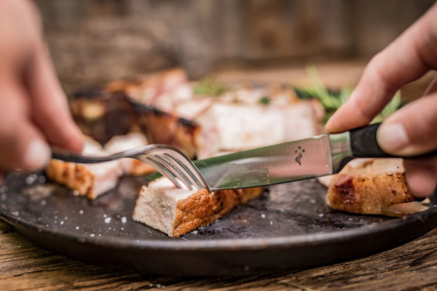 Grillfürst Steakmesser Mit Wellenschliff 2er Set 2 Grillfürst Steakmesser Mit Wellenschliff 2er Set – Bild 2