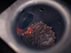 Grillfürst Pelletgrill / Pelletsmoker S280 -Rosle Grills Geschaft Grillfuerst Pelletgrill Pellet im Brenntopf