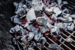 Männerglut Steakhouse Kohle 10kg / Restaurant Holzkohle -Rosle Grills Geschaft Grillfuerst Restaurantkohle