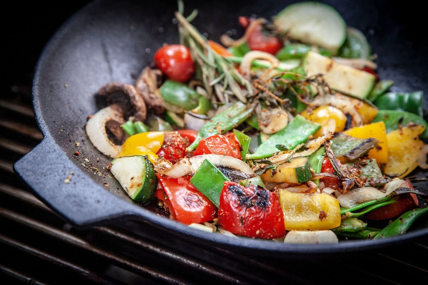 Grillfürst Gusseisen Wok Mit 2 Griffen Ø 30 Cm - X-Deal Inkl. Pflegepaste, Ringreiniger Und Kochlöffel 7 Grillfürst Gusseisen Wok Mit 2 Griffen Ø 30 Cm - X-Deal Inkl. Pflegepaste, Ringreiniger Und Kochlöffel – Bild 7