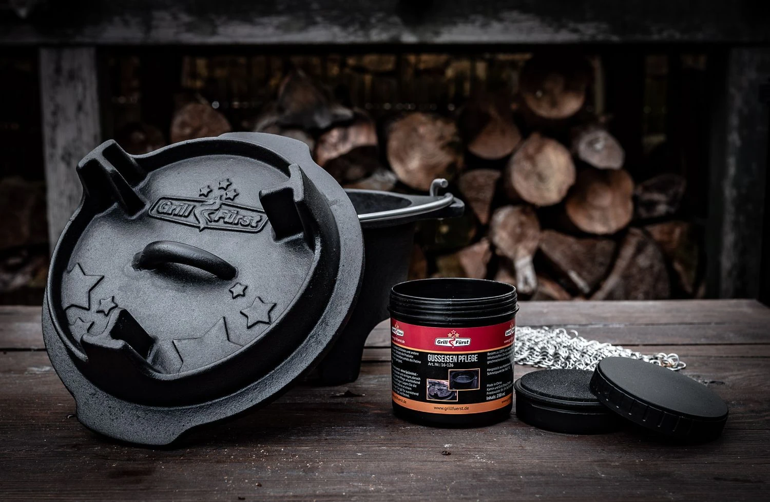 Grillfürst XXL Dutch Oven Set: Starterpaket Gusseisen - X-DEAL Mit Dutch Oven DO9+DO4, Kastenform BK4, Gusseisenpfanne Ø 30 Cm - Inkl. Großem Zubehörpaket 16 Grillfürst XXL Dutch Oven Set: Starterpaket Gusseisen - X-DEAL Mit Dutch Oven DO9+DO4, Kastenform BK4, Gusseisenpfanne Ø 30 Cm - Inkl. Großem Zubehörpaket – Bild 16