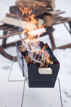 Knister Grill Original - Ausziehbarer Holzkohle Kompaktgrill -Rosle Grills Geschaft Knister Grill Holzfeuer