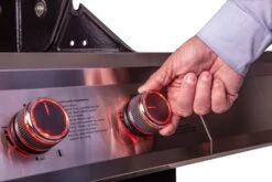 Grillfürst G310E 3-Brenner Gasgrill - 1. FC Köln Edition - Edelstahlroste -Rosle Grills Geschaft Koeln Grill Beleuchtung rot Grillfuerst Gasgrill Drehregler 1