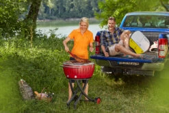 LotusGrill XXL - Holzkohle Grillstation - Feuerrot 11 LotusGrill XXL - Holzkohle Grillstation - Feuerrot -Rosle Grills Geschaft LotusGrill XXL Feuerrot unterwegs Campinggrill