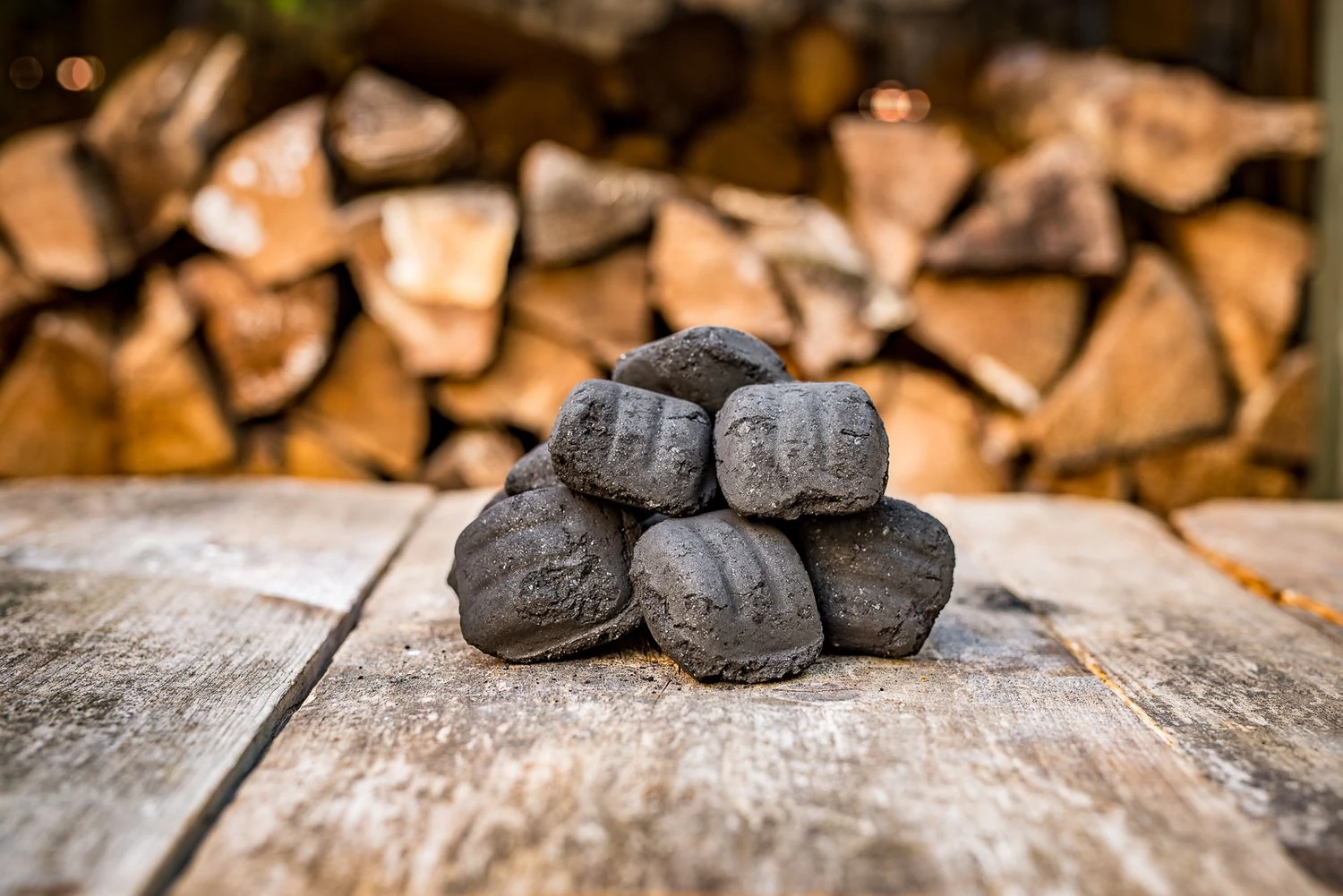 Männerglut Kokos - 10 Kg Grillbriketts Aus Kokosnuss-Schalen 1 Männerglut Kokos - 10 Kg Grillbriketts Aus Kokosnuss-Schalen