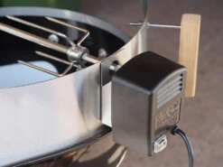 Moesta Rotisserie Set Mit 230 V Motor - Für 47 Und 50cm PizzaRing 9 Moesta Rotisserie Set Mit 230 V Motor - Für 47 Und 50cm PizzaRing -Rosle Grills Geschaft Moesta BBQ Rotisserie Set Netzkabel 1