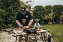 Moesta Beistelltisch Für PelletGrill - Sheriff -Rosle Grills Geschaft Moesta Sheriff Beisstelltisch Anwendung