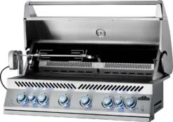 Napoleon 700-Series 44" BIG44 Edelstahl Einbaugrill Inkl. Drehspieß - Modell 2023 -Rosle Grills Geschaft Napoleon Einbaugrill BIG44RB Rotisserie links