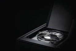 Napoleon Rogue 425 Gasgrill - All Black - Mit Seitenbrenner - Hero Modell 2023 Mit Heckbrenner Inkl. Drehspieß Und Abdeckhaube -Rosle Grills Geschaft Napoleon Gasgrill Rogue Seitenkocher