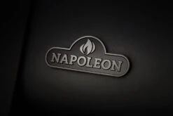 Napoleon Phantom Prestige 500 Gasgrill, Mattschwarz - Modell 2023 -Rosle Grills Geschaft Napoleon Phantom Prestige 500 p500phm NAP Logo