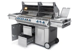 Napoleon Prestige Pro 825-3 Edelstahl Gasgrill Inkl. Drehspieß Und Bodenbeleuchtung - Modell 2023 - SMART Deal Inkl. Grillfürst Grill Control Mit Companion Device Und Einstichthermometer 26 Napoleon Prestige Pro 825-3 Edelstahl Gasgrill Inkl. Drehspieß Und Bodenbeleuchtung - Modell 2023 - SMART Deal Inkl. Grillfürst Grill Control Mit Companion Device Und Einstichthermometer -Rosle Grills Geschaft Napoleon Prestige Pro 825 Gasgrill seitlich offen 2