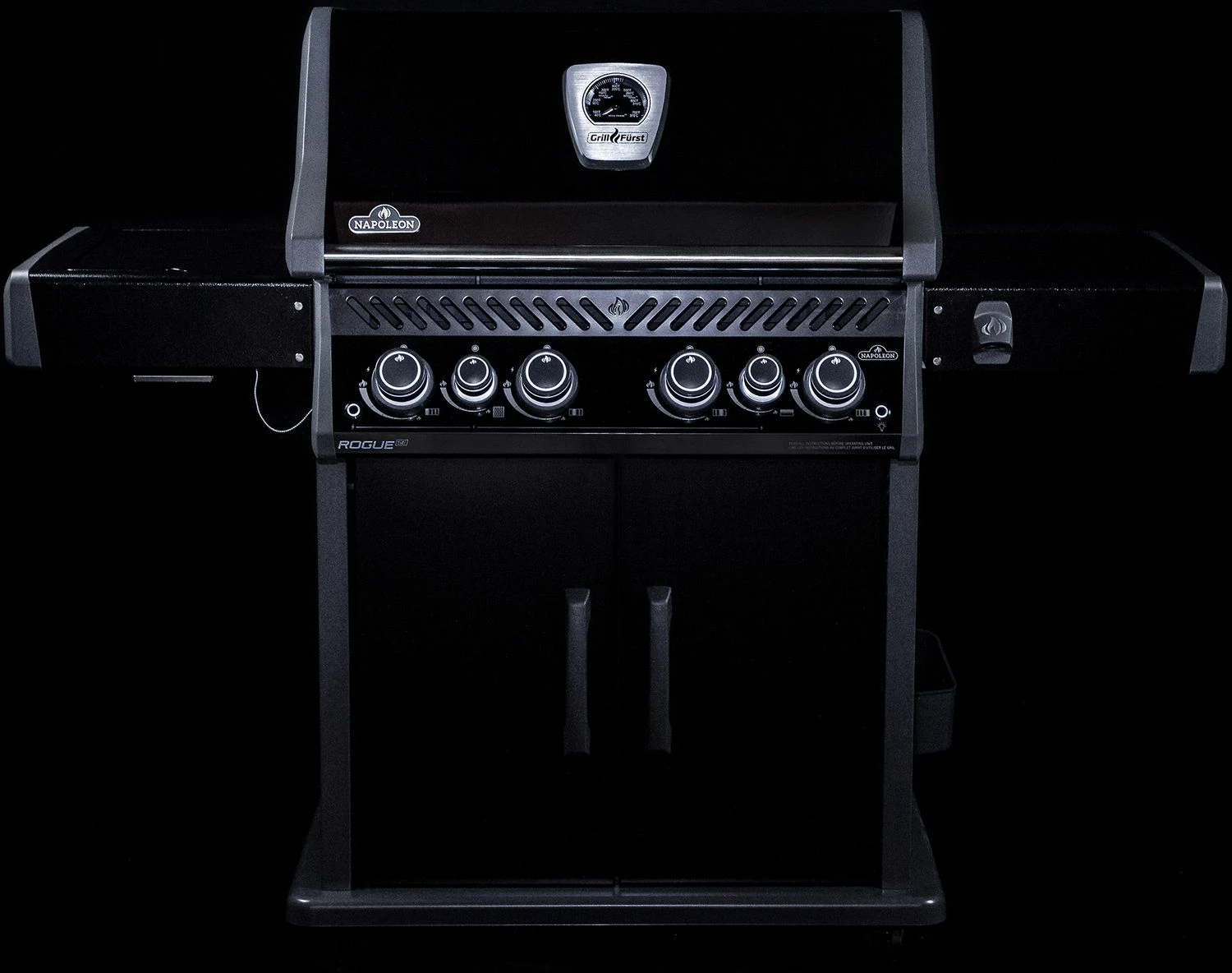 Napoleon Rogue SE 525 Gasgrill - All-black - Grillfürst Edition Inkl. Abdeckhaube - SMART Deal Inkl. Grillfürst Grill Control - Modell 2022 5 Napoleon Rogue SE 525 Gasgrill - All-black - Grillfürst Edition Inkl. Abdeckhaube - SMART Deal Inkl. Grillfürst Grill Control - Modell 2022 – Bild 5