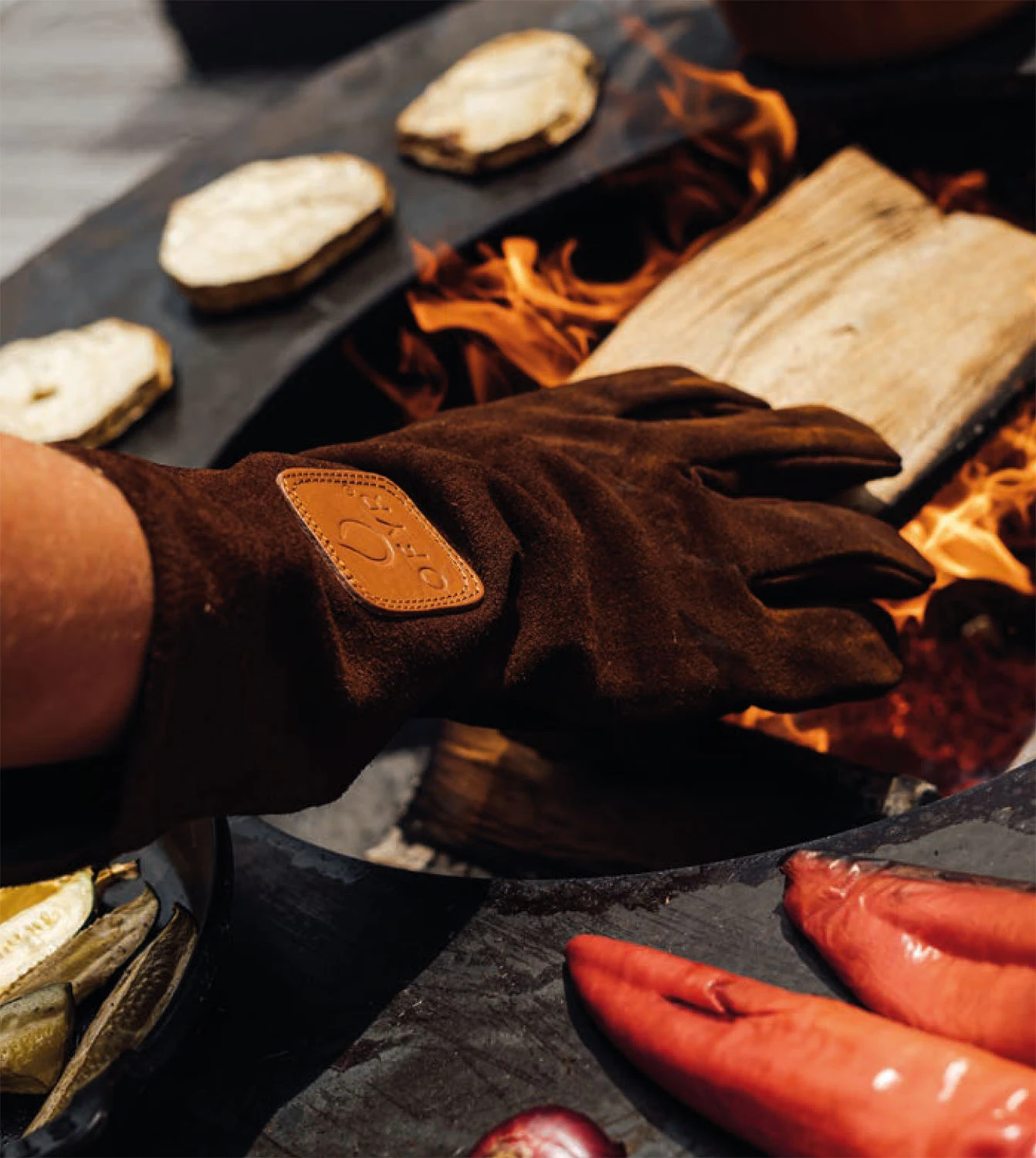 OFYR Leder Grillhandschuhe Braun 1 OFYR Leder Grillhandschuhe Braun