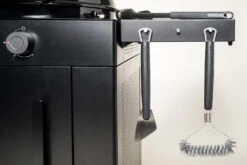 Outdoorchef Gas Kugelgrill Arosa 570 G Evo Black Style -Rosle Grills Geschaft Outdoorchef Arosa Gas Kugelgrill 570G EVO Black Style Seitenablage 1