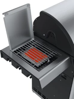 Outdoorchef Dualchef 325 G Gasgrill Mit Seitenkocher + BLAZING ZONE Infrarotbrenner -Rosle Grills Geschaft Outdoorchef Blazing Zone Dualchef 18 212 80 eingeschaltet