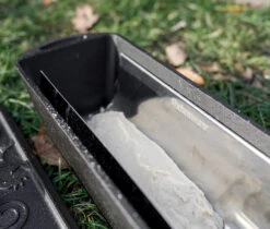 Petromax Baguetteblech Für Kastenformen K4 Und K8 -Rosle Grills Geschaft Petromax Baguetteblech K4 Kastenform Anwendung01