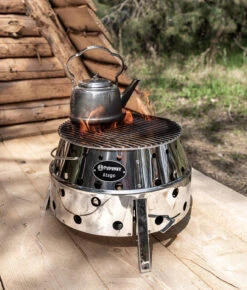 Petromax Teekessel Tk1 (1,5 Liter) 9 Petromax Teekessel Tk1 (1,5 Liter) -Rosle Grills Geschaft Petromax Edelstahl Teekessel 1500ml Lifestyle02