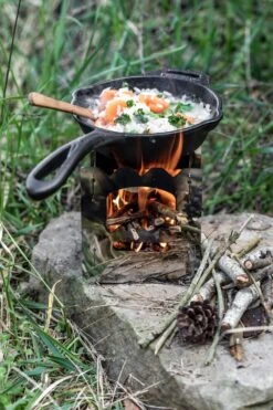Petromax Feuerpfanne Gusseisen Fp15-t Mit Stiel -Rosle Grills Geschaft Petromax Feuerpfanne fp15 auf Hobo Kocher