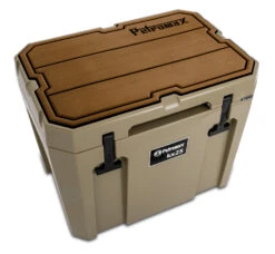 Petromax Haft-Auflage Für Kühlbox Kx25 Braun Mit Linien -Rosle Grills Geschaft Petromax kx25 padw l Haft Auflage Kuehlbox kx25 sand braun Linien 3 1625147090
