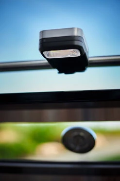 Rösle Universal BBQ LED Griffleuchte / Grilllicht 6 Rösle Universal BBQ LED Griffleuchte / Grilllicht -Rosle Grills Geschaft Roesle Griffleuchte Grillicht Lifestyle