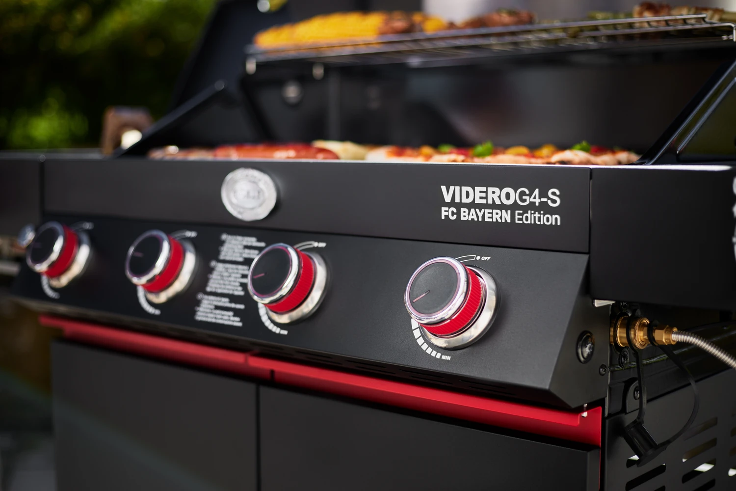 Rösle Videro G4-S VARIO+ Schwarz Gasgrill - FC Bayern Edition 13 Rösle Videro G4-S VARIO+ Schwarz Gasgrill - FC Bayern Edition – Bild 13