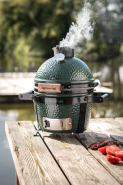 Big Green Egg Mini Keramikgrill Starter - Paket -Rosle Grills Geschaft Webversion Big Green Egg Mini 4