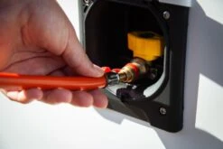 Grillfürst G201E 2-Brenner Gasgrill Portabel V2 - Wohnmobilgrill - 30mbar (EU-Gasgrill) 26 Grillfürst G201E 2-Brenner Gasgrill Portabel V2 - Wohnmobilgrill - 30mbar (EU-Gasgrill) -Rosle Grills Geschaft Wohnmobilgrill G201E Gassteckdose