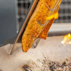 Fennek Flammlachshalterung Aus Edelstahl Mit Zubehör Und Tasche -Rosle Grills Geschaft fennek edelstahl flammlachshalter detail