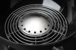 Napoleon Holzkohlegrill Kugelgrill Ø 57cm Im Rollwagen Mit Gussrost Und Deckelscharnier PRO22K-Cart-2 -Rosle Grills Geschaft napoleon hitzedeflektor PRO22K CART 2