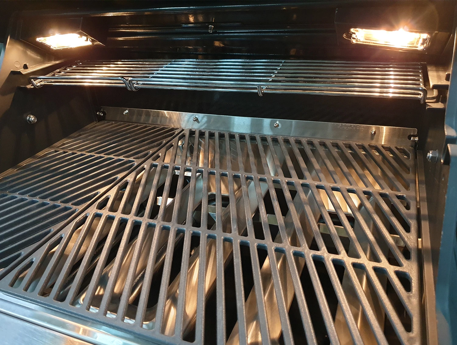 Outdoorchef Dualchef S 325 G Edelstahl Gasgrill 4 Outdoorchef Dualchef S 325 G Edelstahl Gasgrill – Bild 4