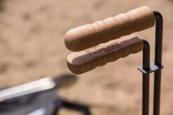 Petromax Profi-Deckelheber Für Dutch Oven 8 Petromax Profi-Deckelheber Für Dutch Oven -Rosle Grills Geschaft petromax deckelheber griff detail