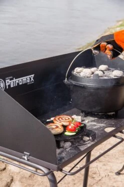 Petromax Feuertopf Tisch Fe90 (groß) -Rosle Grills Geschaft petromax feuertopf tisch grillen fe90